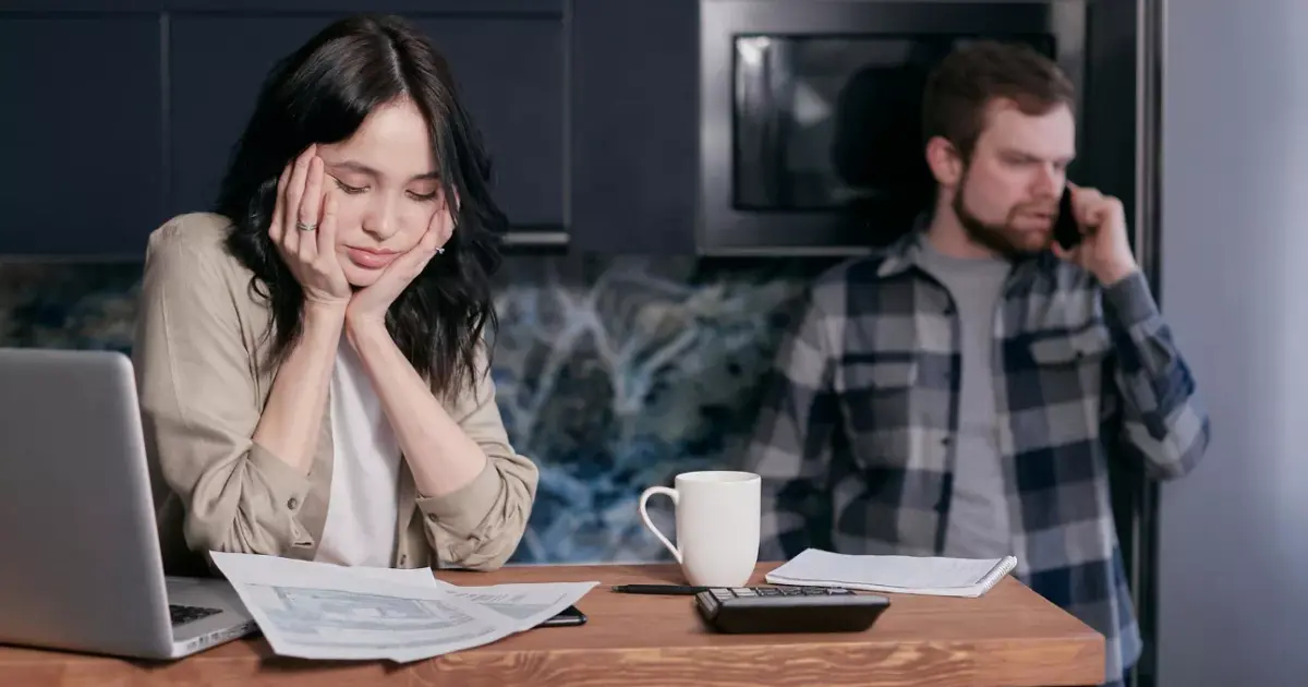 The Benefits of Hiring a Lawyer to Defend You from Creditors | CreditDr